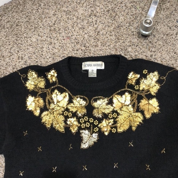Vintage 80s Sweater Size Medium Black Gold Sequin Beaded Grape Vine Leaves - Picture 3 of 7
